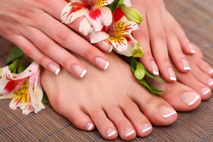 manicure-pedicure.webp
